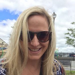 Meet your Posher, Lisa